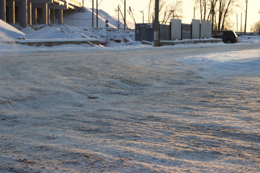 В Ленинском районе жалуются на труднопроходимую дорогу к ИК-33 и наркодиспансеру