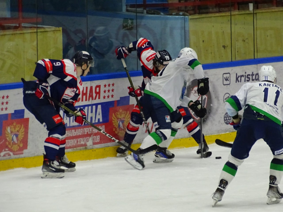 «Кристалл» дважды выходил вперед в матче с «Югрой» и проиграл