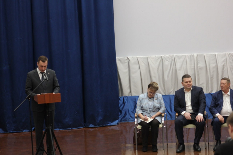 Каждый район Саратовской области получит новую коммунальную технику