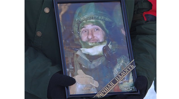 В Хвалынском районе простились с погибшим в СВО десантником Андреем Сковоронским