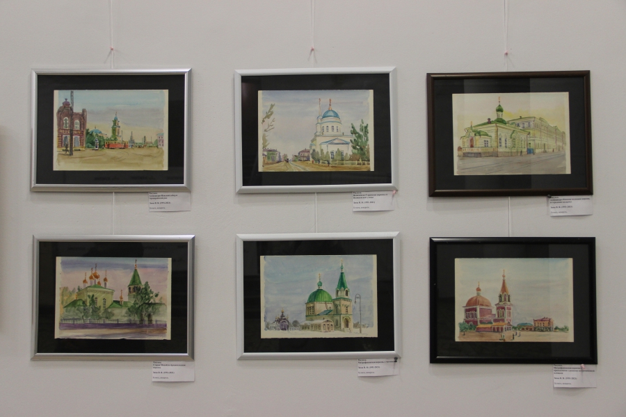 В бывшем кинотеатре «Победа» горожанам показали «Утраченные храмы Саратова»