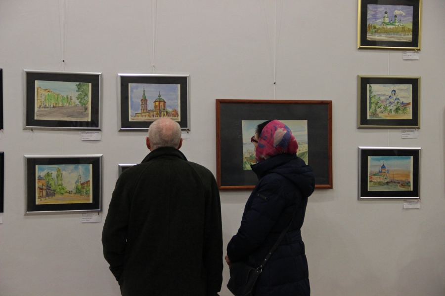 В бывшем кинотеатре «Победа» горожанам показали «Утраченные храмы Саратова»