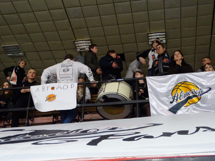 Баскетболисты «Автодора» забили больше 100 очков в победном матче