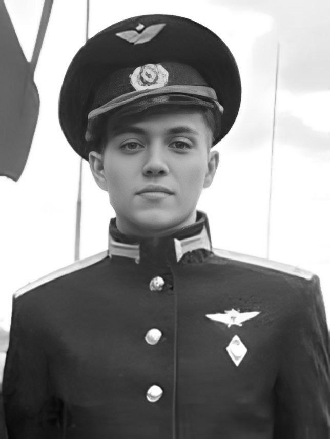 В Балашове простились с погибшим летчиком Ил-76 Владиславом Чмиревым