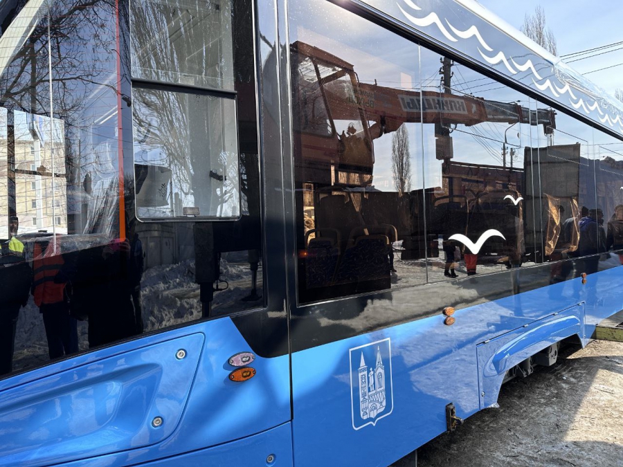 Мэрия Саратова показала дизайн нового вагона для скоростного трамвая