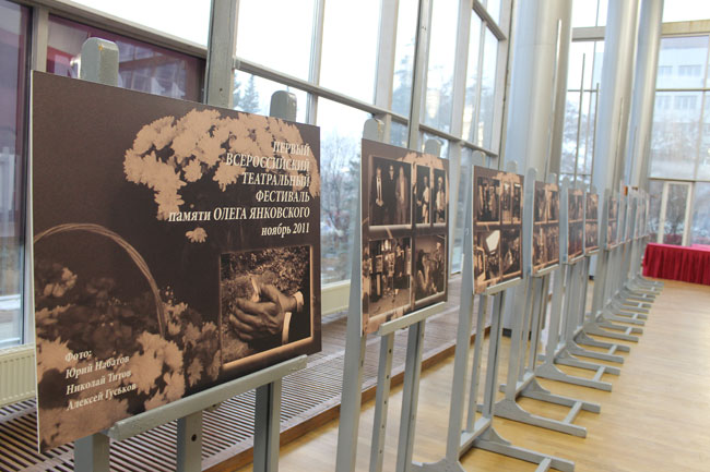 Константин Райкин привез в Саратов «театральный монастырь»