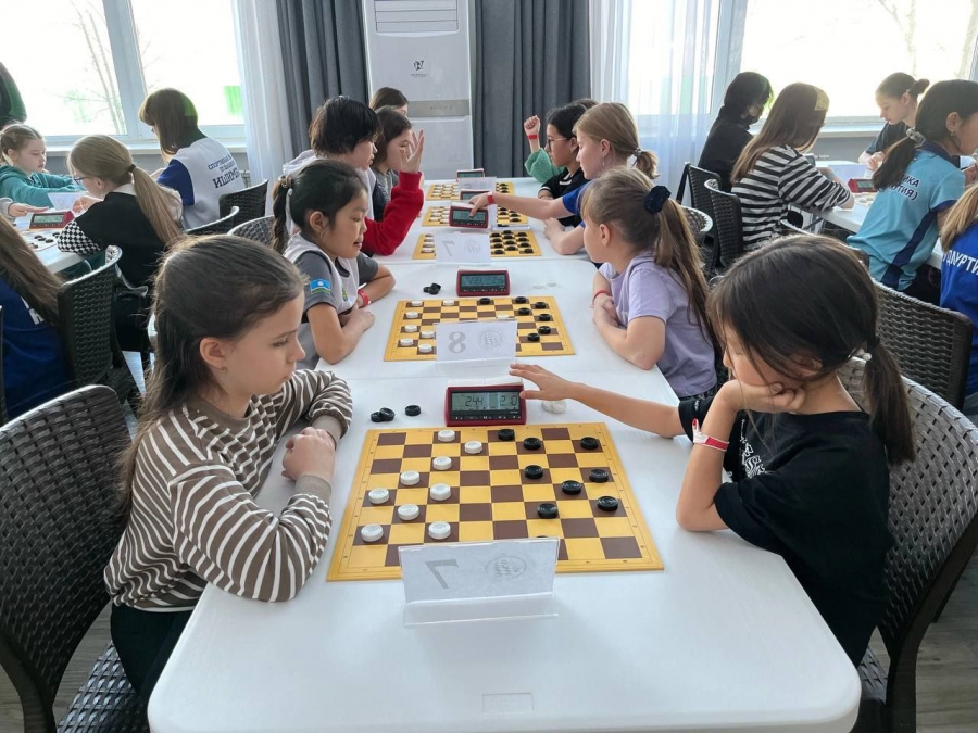 Дочь саратовского министра завоевала путевку на первенство Европы по шашкам