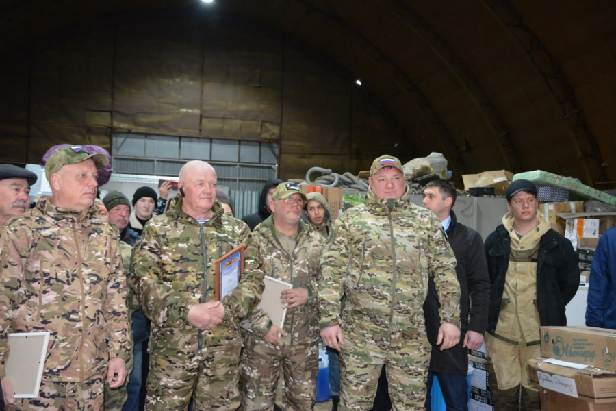 Из Энгельсского района в зону СВО отправляется гуманитарный конвой