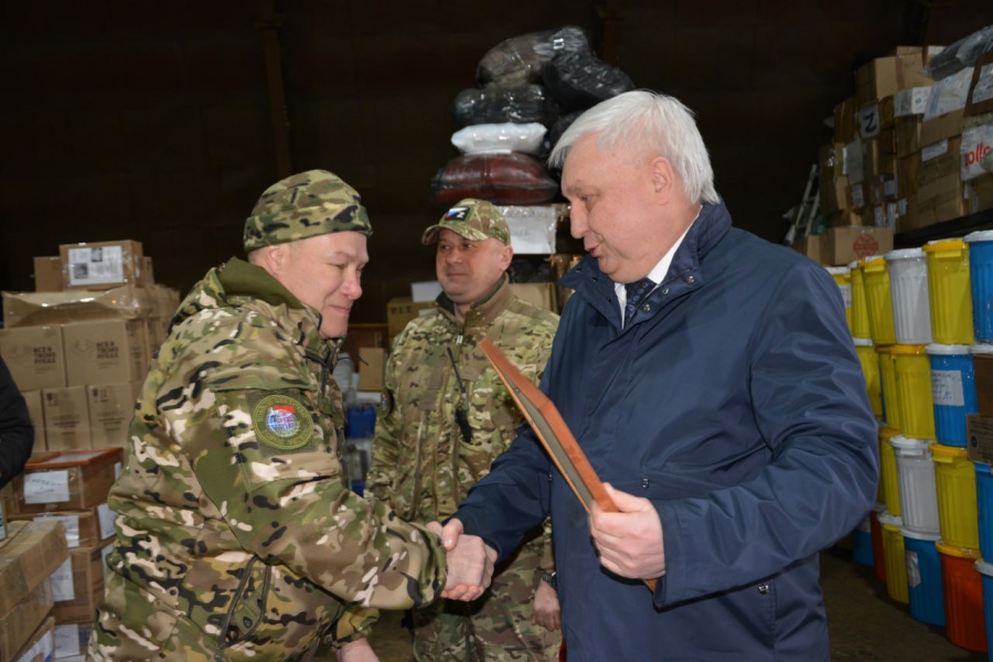 Из Энгельсского района в зону СВО отправляется гуманитарный конвой