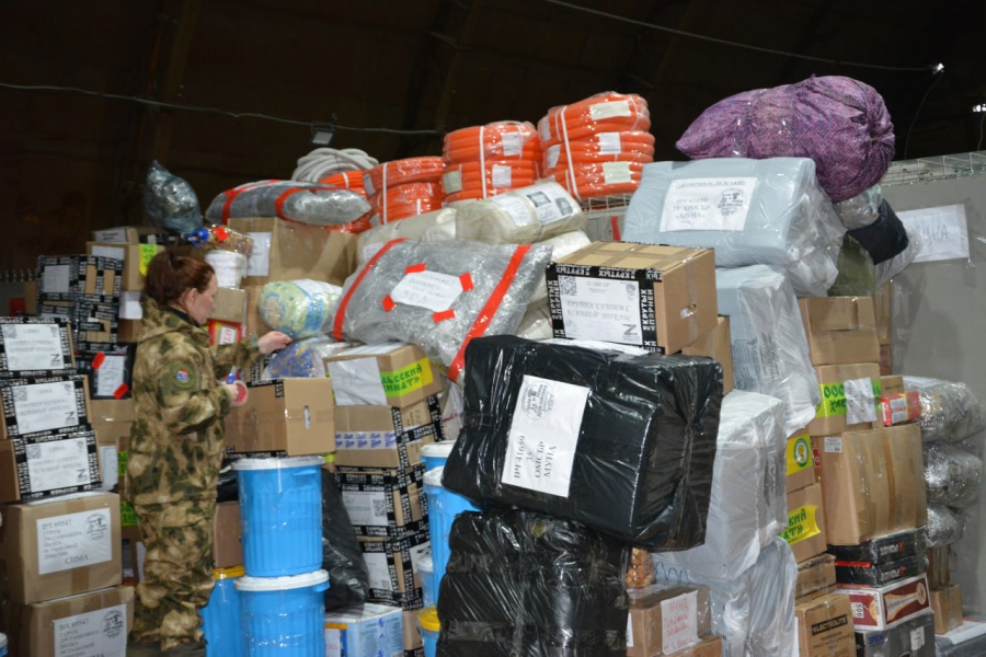 Из Энгельсского района в зону СВО отправляется гуманитарный конвой