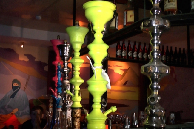 Полицейские нашли нарушения в кафе-кальянной на Московской