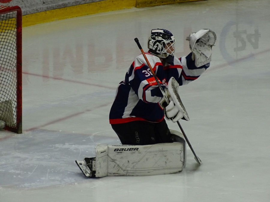 «Кристалл» забросил четыре шайбы ЦСК ВВС