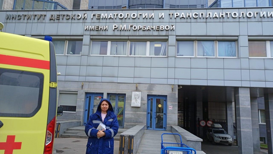 Санавиация доставила из Саратова в Санкт-Петербург 17-летнего пациента