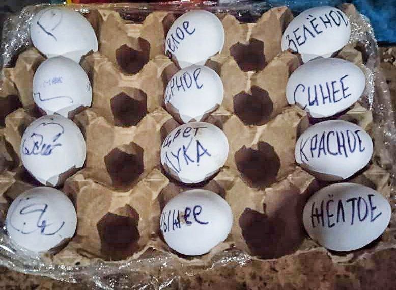 Саратовские бойцы СВО под звуки стрельбы и взрывов отметили Пасху с африканцами