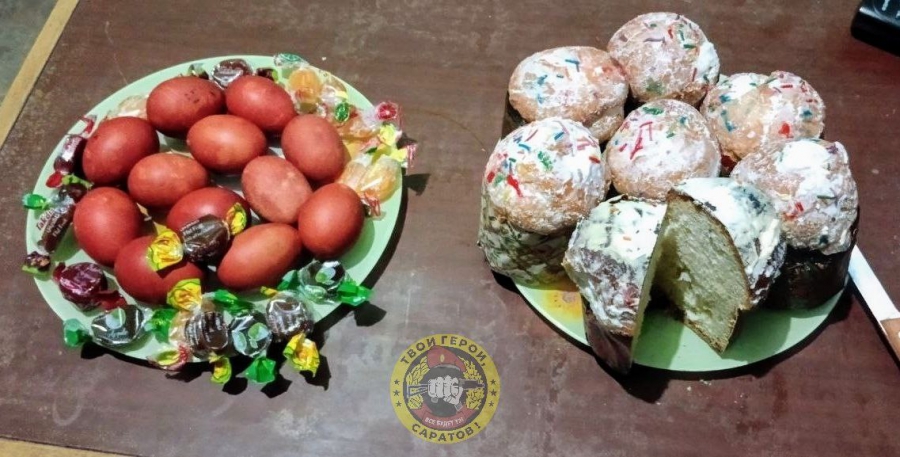 Саратовские бойцы СВО под звуки стрельбы и взрывов отметили Пасху с африканцами