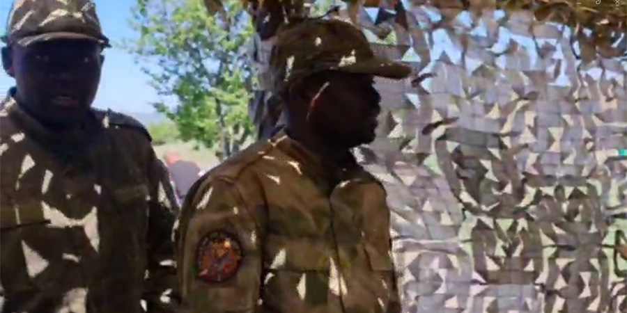 Саратовские бойцы СВО под звуки стрельбы и взрывов отметили Пасху с африканцами