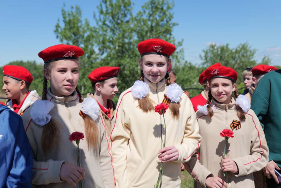 В парке «Патриот» в Энгельсе зажгли новый Вечный огонь