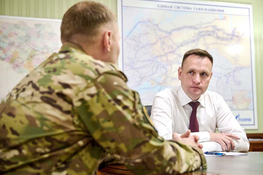 Генеральный директор «Газпром трансгаз Саратов» Владимир Миронов встретился с участником СВО