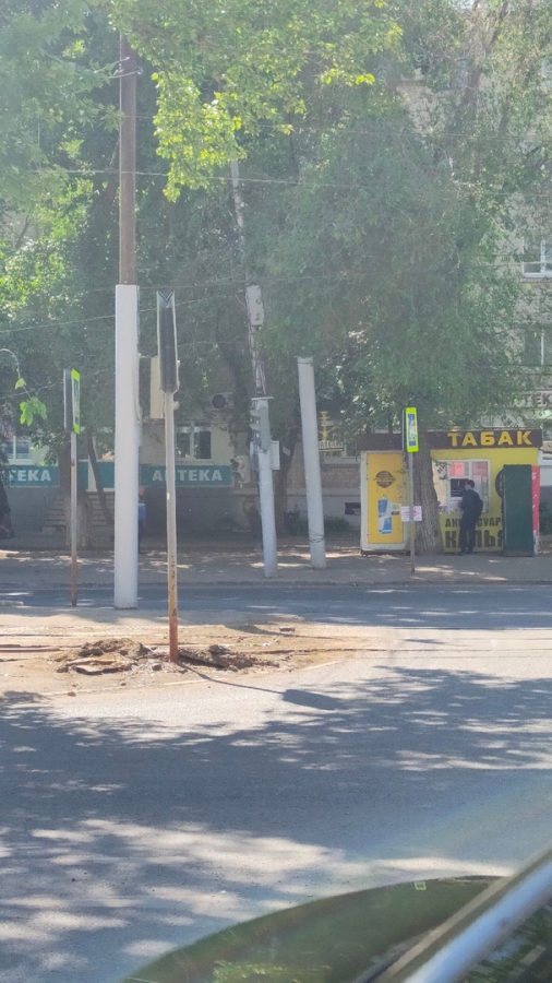 В Заводском районе заметили отвернутые от машин светофоры