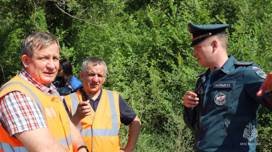 В Саратове пожарные спасали «окровавленных» людей на взрывоопасном предприятии