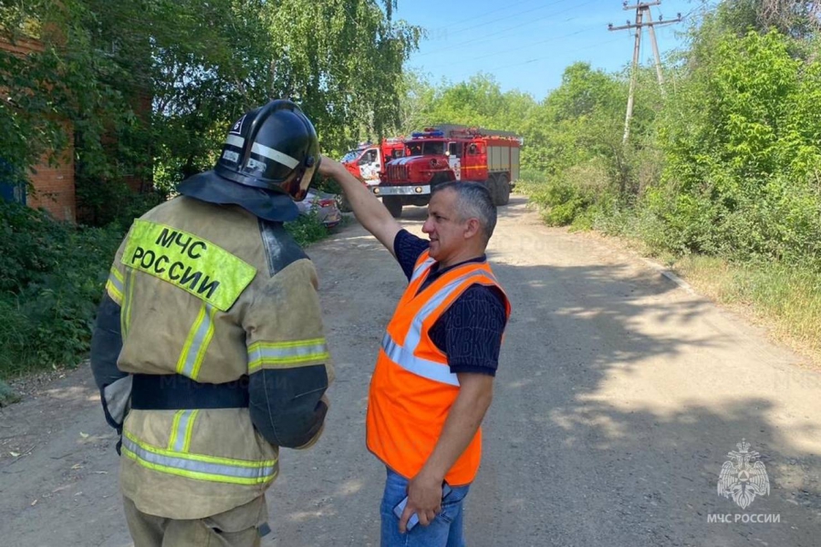 В Саратове пожарные спасали «окровавленных» людей на взрывоопасном предприятии