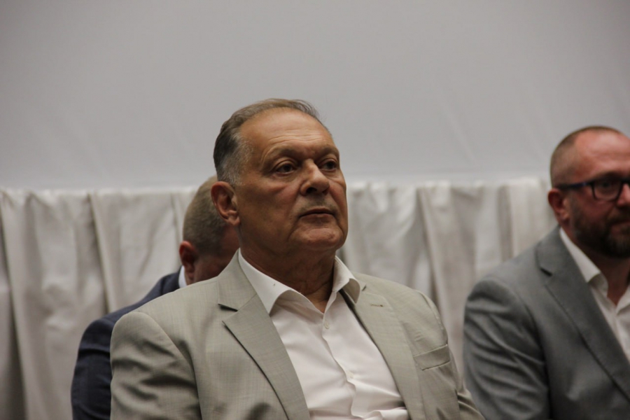 Володин призвал работать во дворах Саратова, как на фронте