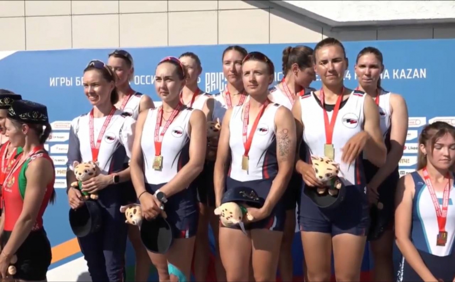 Саратовские гребцы и каратистка стали победителями Игр БРИКС