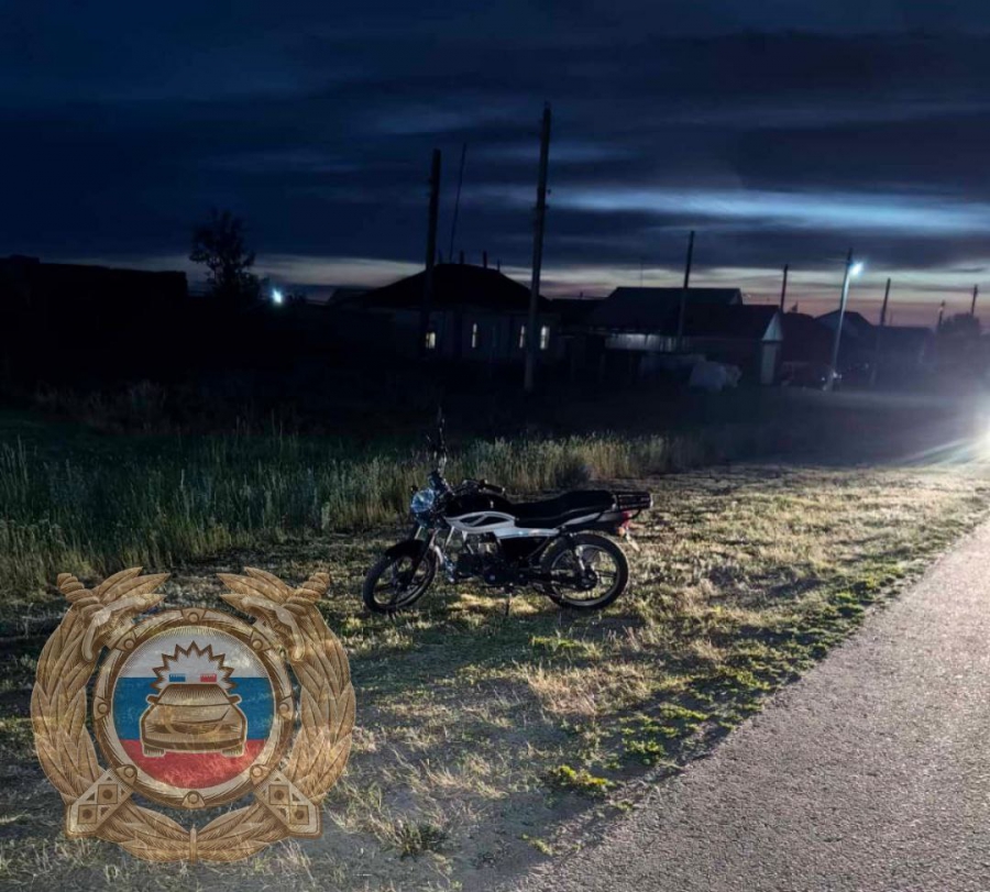 В Калининском районе 13-летний мопедист пострадал в ДТП со скутером