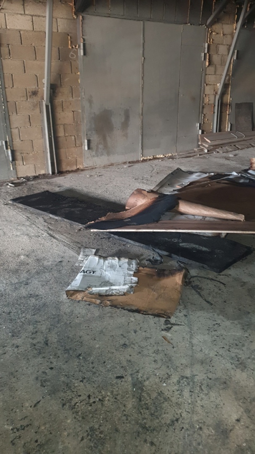 В Балакове загорелись «ВАЗ» и мебельное производство. Проверяется версия поджога