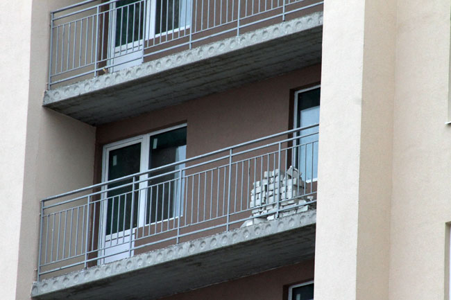 Журналистку не пустили в новостройки для переселенцев из аварийного жилья