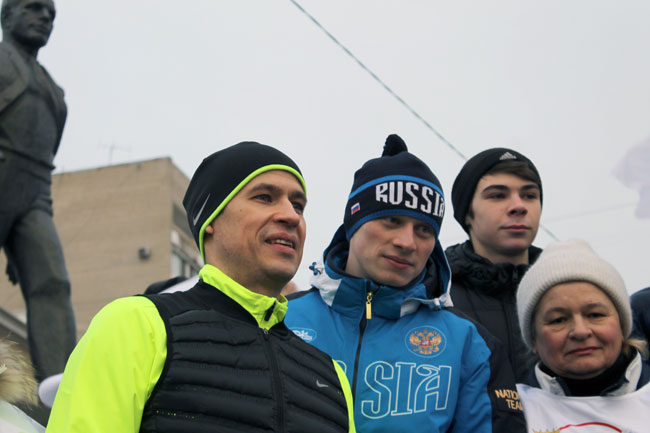 Секретарь ОП РФ в Саратове поручил «сделать китайцев» по числу бегунов