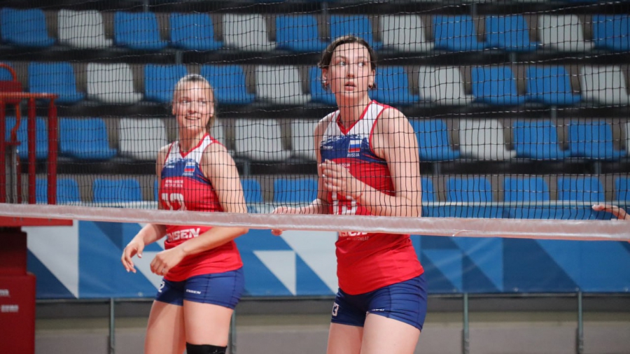 Девушки из саратовского «Протона» впервые примерили форму для игры за рубежом