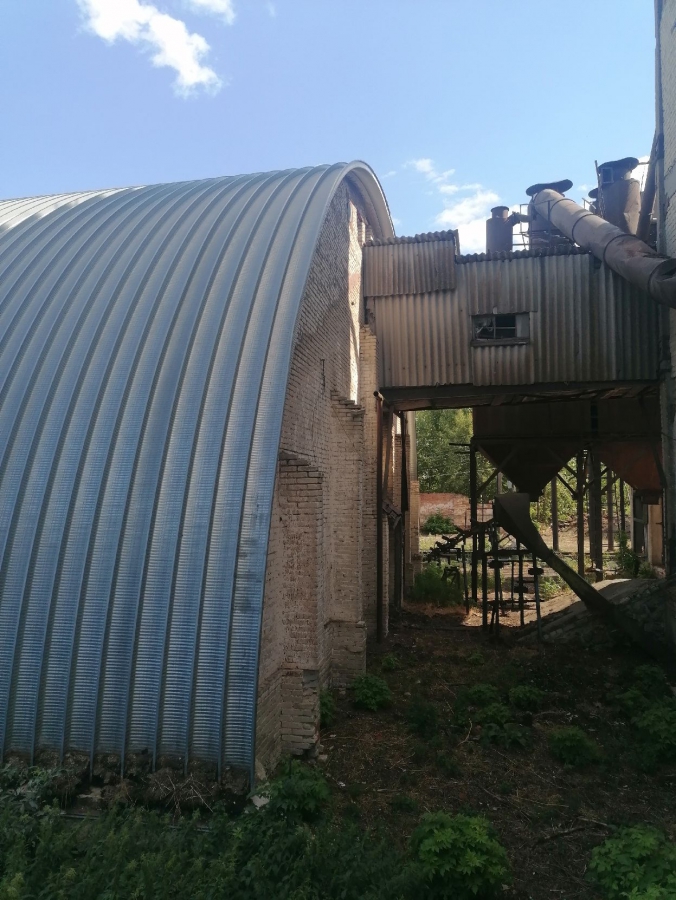 В Базарно-Карабулакском районе приставы приостановили работу опасного завода