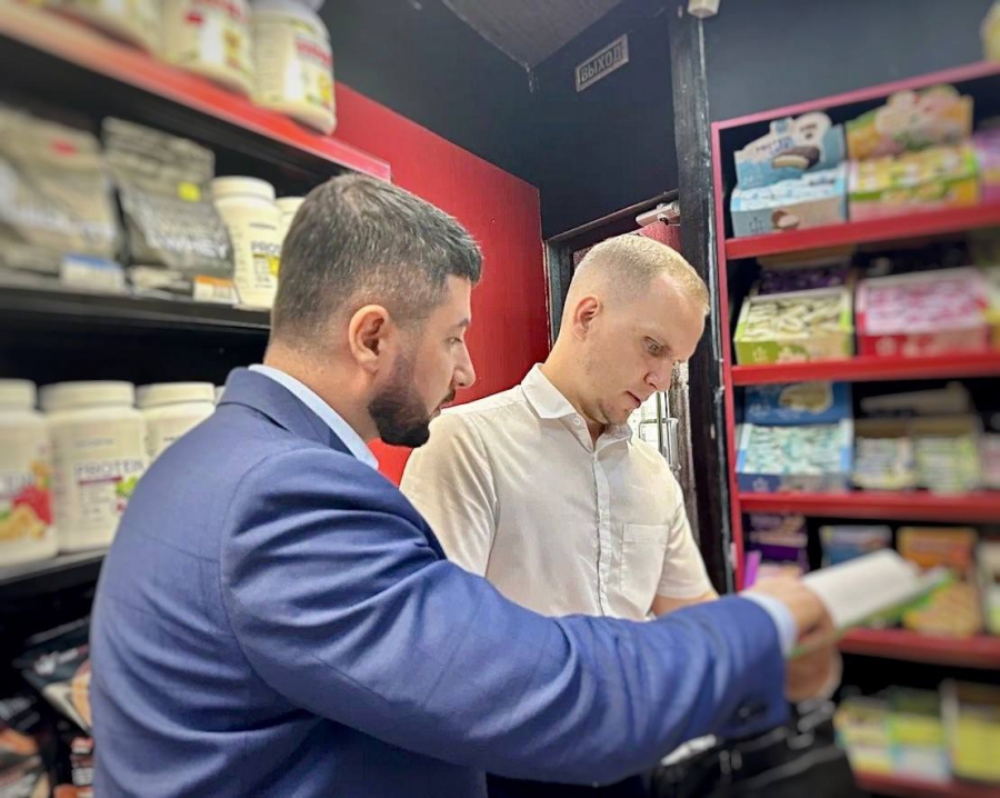 В Саратове чиновники начали проведение рейдов по иностранным вывескам