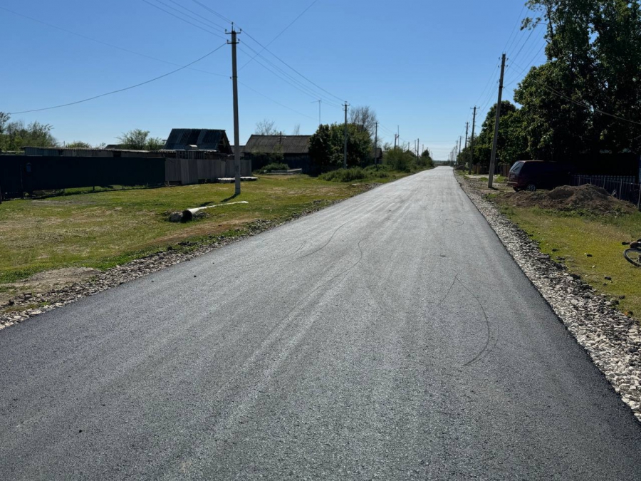 В Питерском районе отремонтировали более 20 сельских дорог