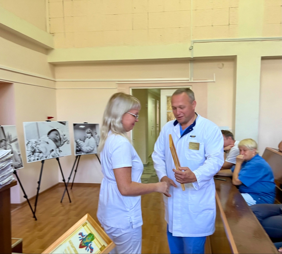 Медики перинатального центра 8-й горбольницы получили благодарность Общественной палаты Дагестана