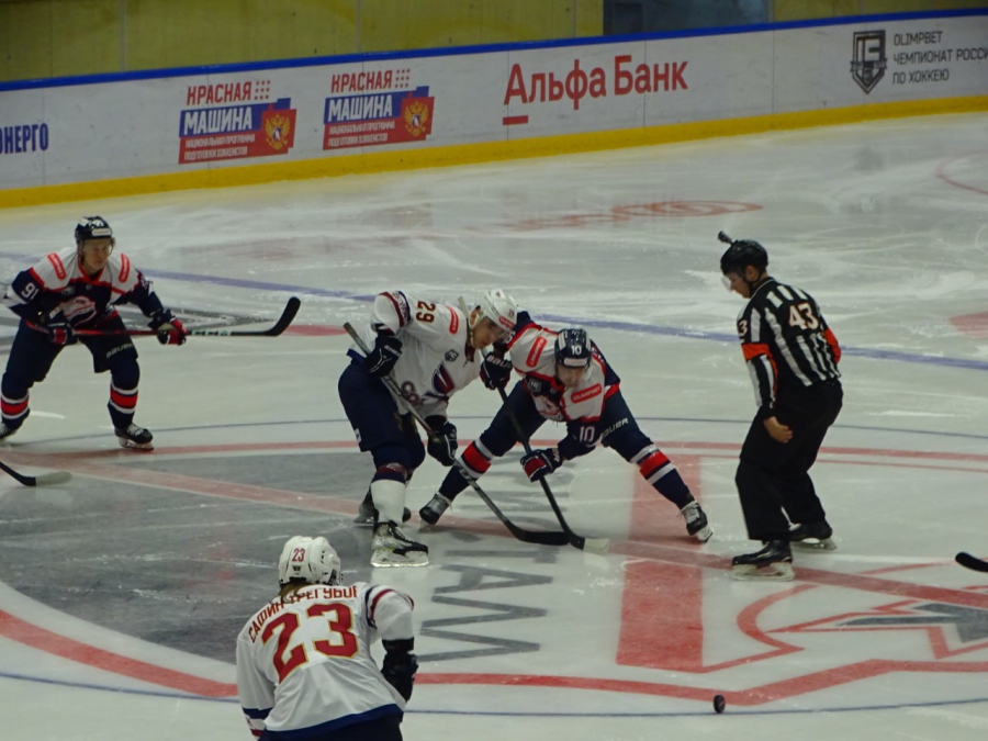 «Кристалл» проиграл домашний матч «Соколу»