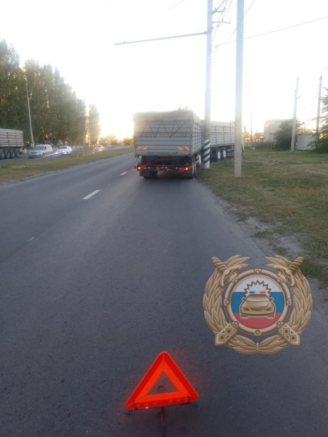 В Балакове мужчину госпитализировали после наезда «КамАЗа»