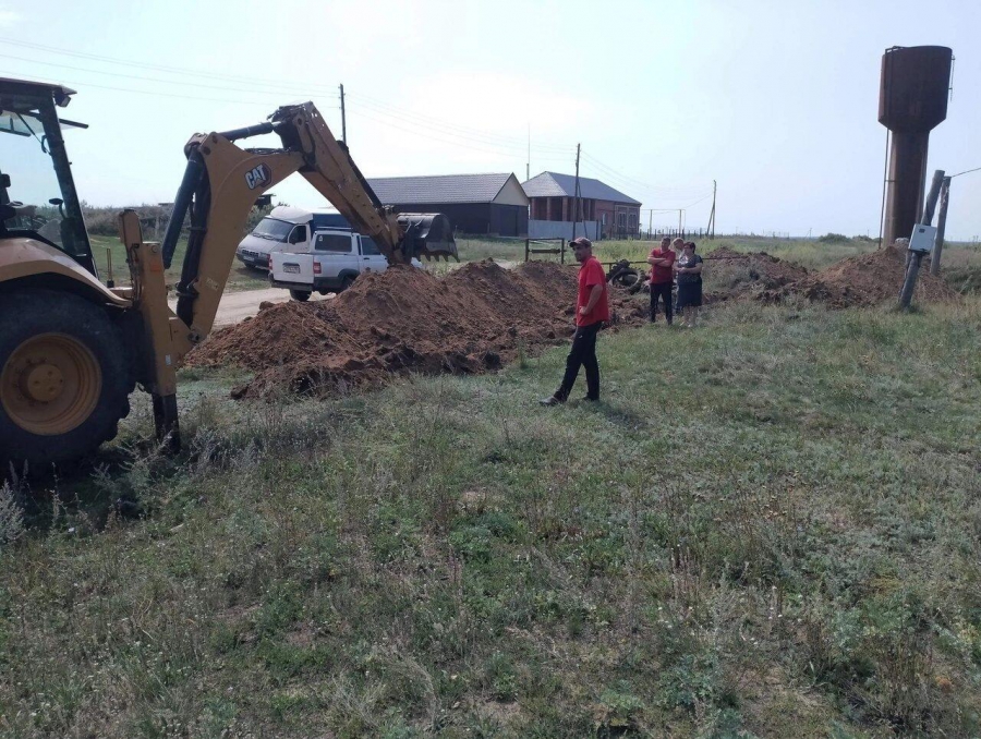 В селах Лысогорского района по инициативным проектам меняют ограждения кладбищ