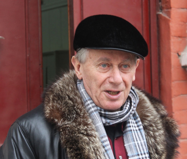 Александр Ландо потребовал закрыть 2 магазина в Саратове