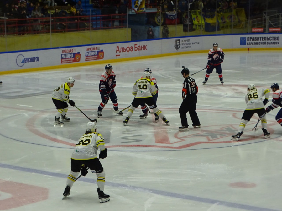 Саратовский «Кристалл» выиграл дерби у пензенцев