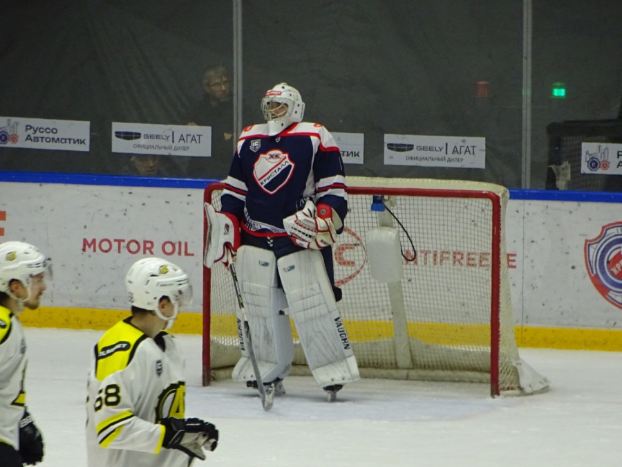 Саратовский «Кристалл» выиграл дерби у пензенцев