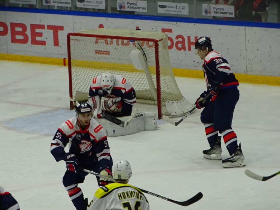 Саратовский «Кристалл» выиграл дерби у пензенцев