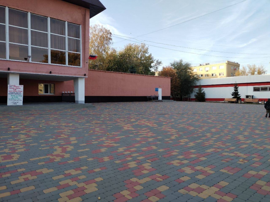 В Калининске по нацпроекту обустроили пространство у центра творчества и досуга