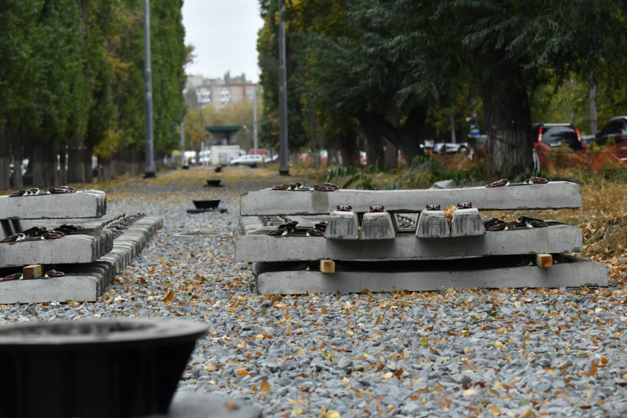 В Саратове реконструкция трамвайных сетей идет с задержками. Есть риск срыва