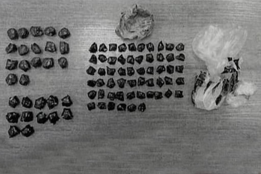 В Ленинском районе задержали мужчину с 85 сверками наркотиков