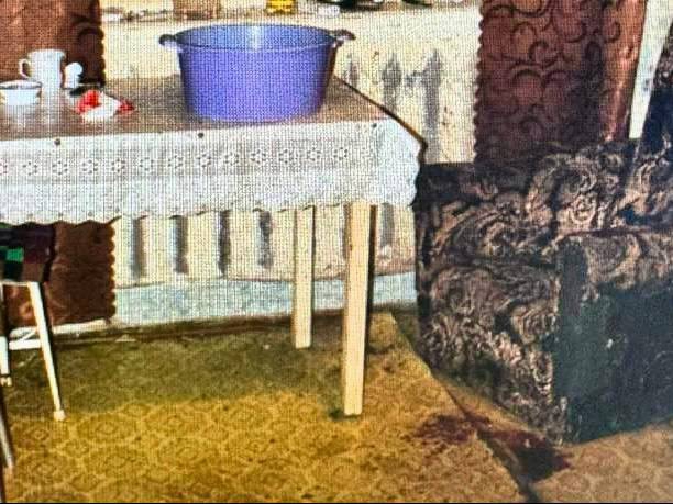 В Красном Куте женщина пыталась зарезать мужчину за отказ выпить. Приговор