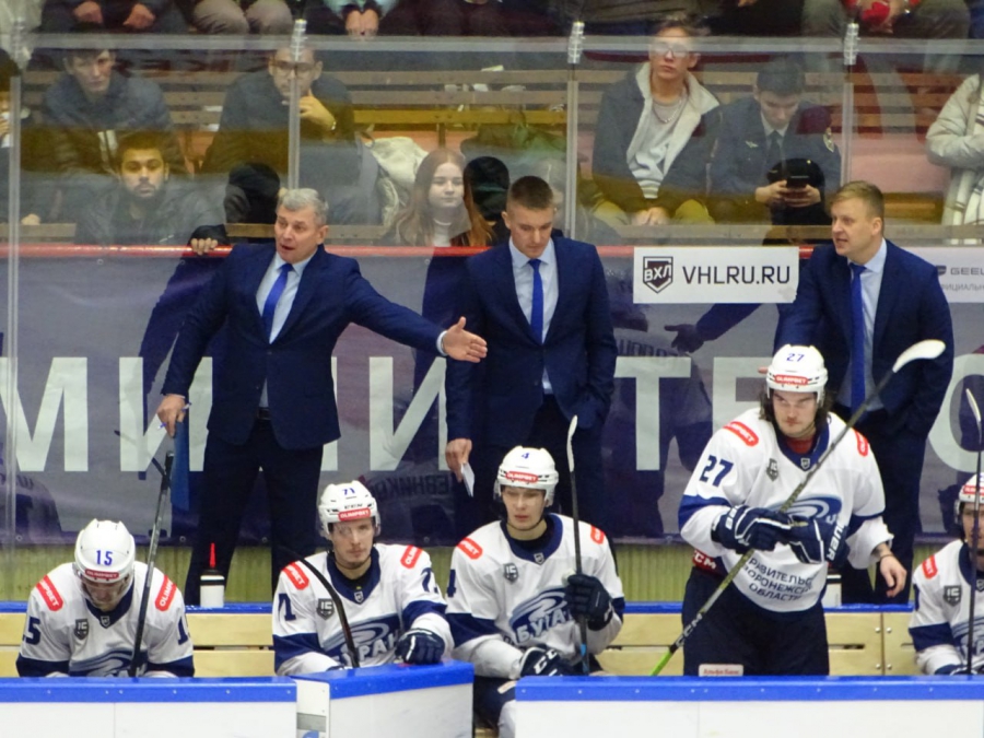 «Кристалл» добыл волевую победу над воронежским «Бураном»