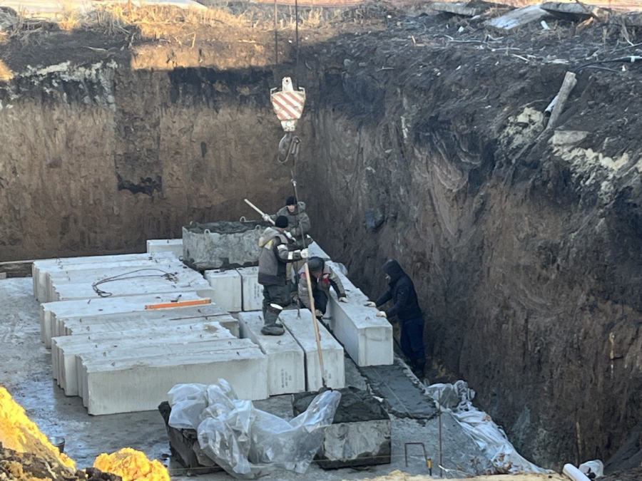 В Татищеве по инициативному проекту реконструируют насосную станцию