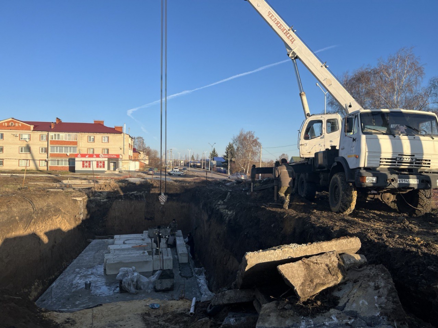 В Татищеве по инициативному проекту реконструируют насосную станцию